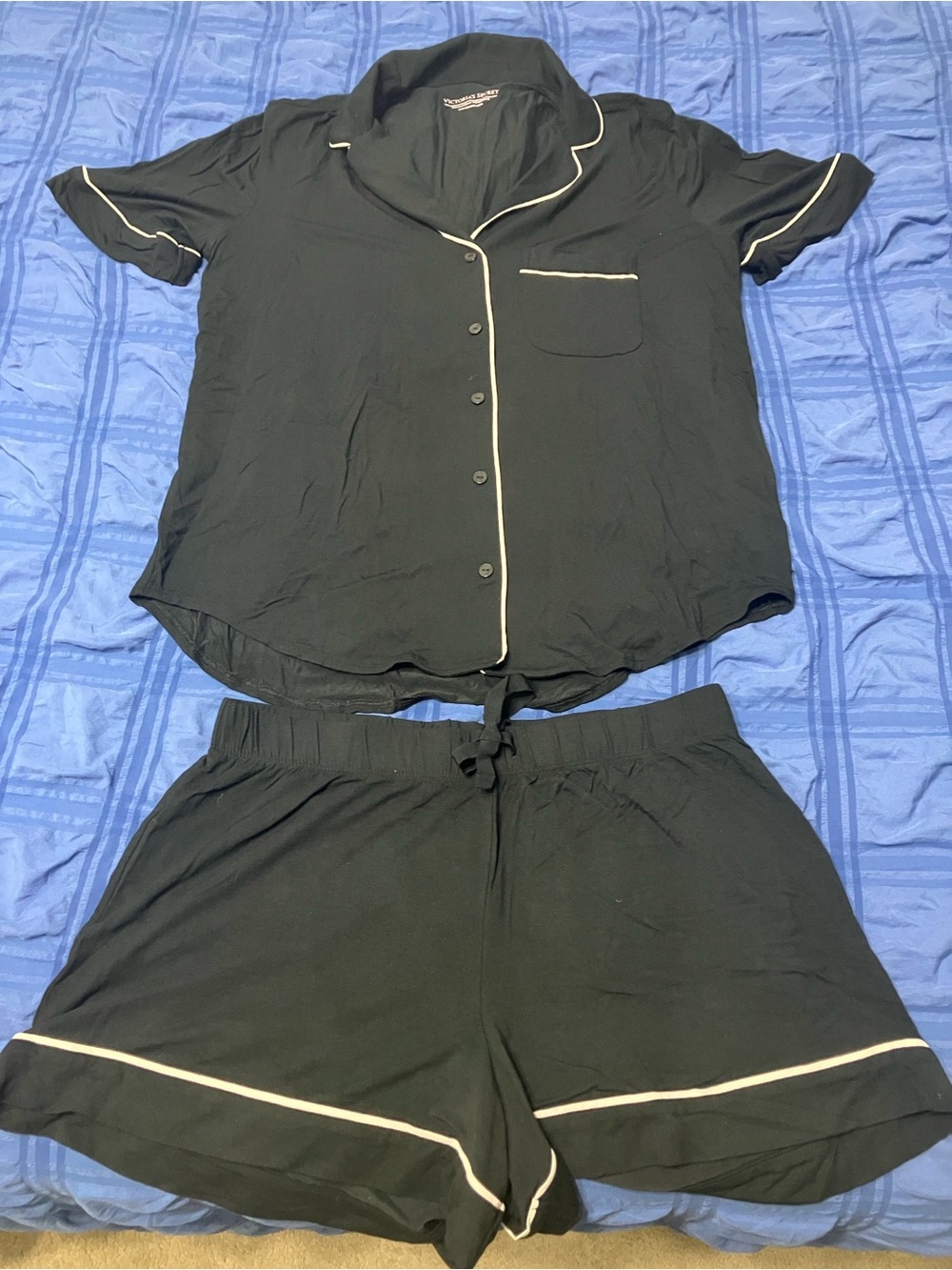 Victoria’s Secret Women’s Black with Pink Piping Modal Soft Short Pajamas S